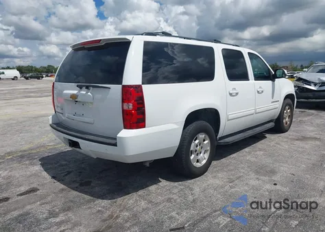 2013 Chevrolet Suburban 1500 Ls z USA, uszkodzony, nr VIN 1GNSCHE03DR372528